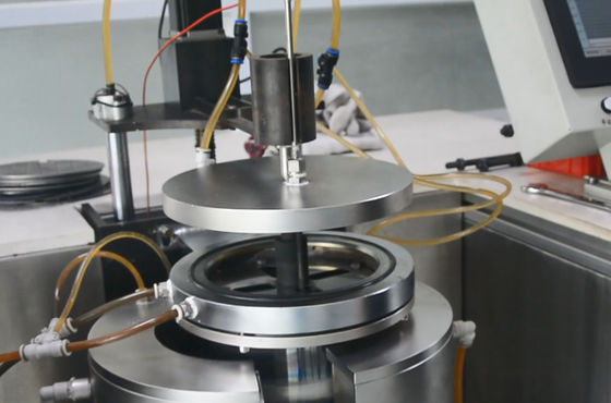 Apparecchiature di saldatura a vuoto automatiche a raffreddamento dell'acqua con riscaldatori di tubi alogeni